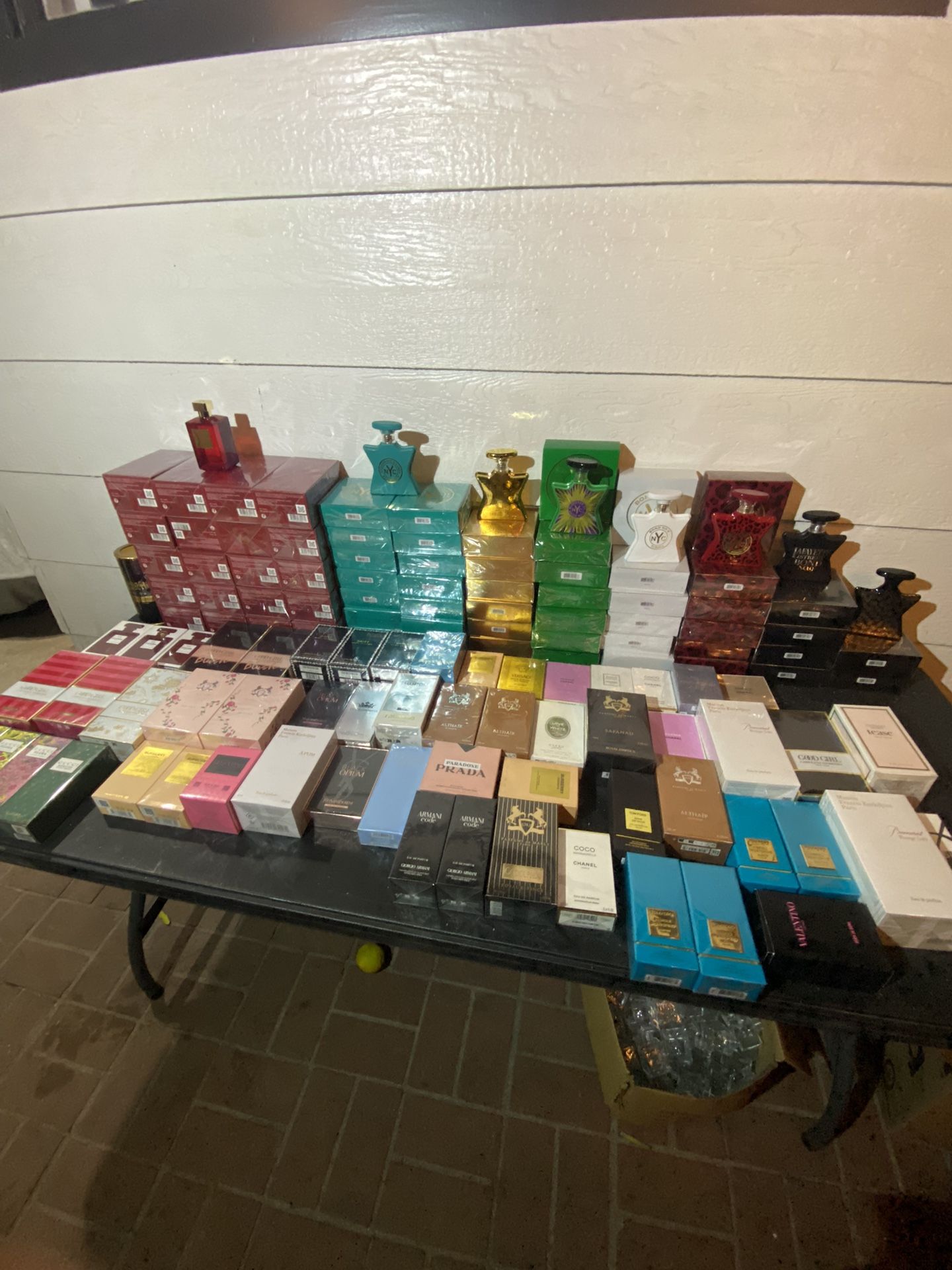 Big Perfumes And Cologne Liquidation
