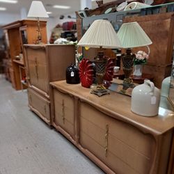 Dresser Set 