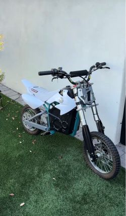 52v razor