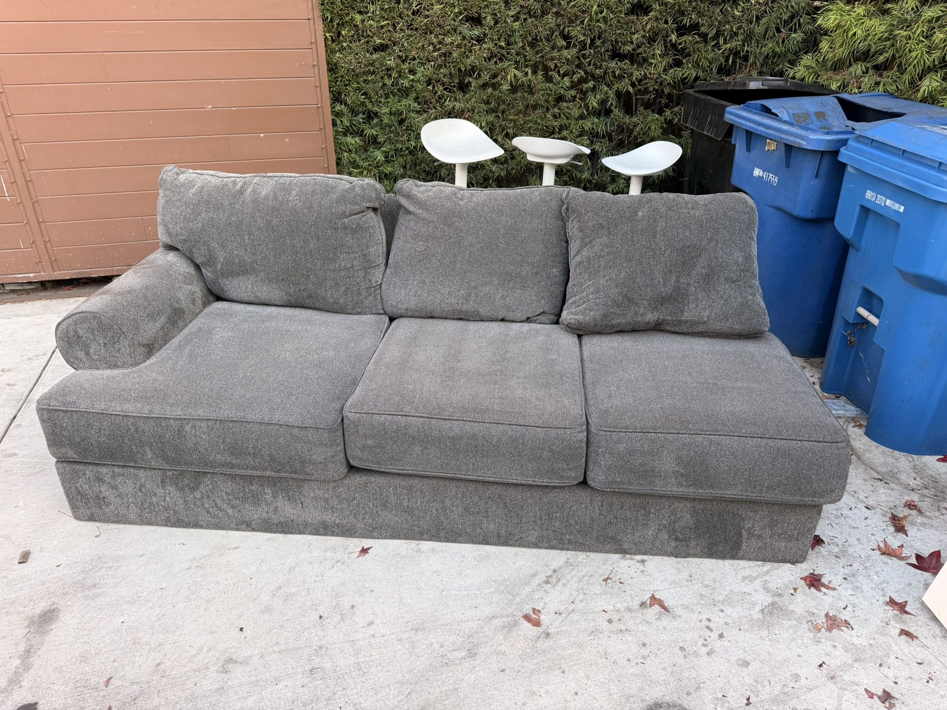 Free Sofa