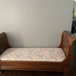 European Daybed Solid Wood