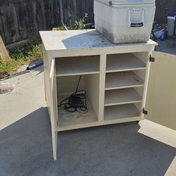 Cabinet With Casters 
