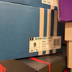 Bad Bunny Gazelle White & Black