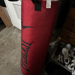 Heavy punching bag