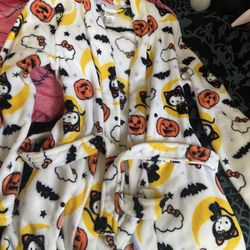 Hello Kitty Halloween Robe