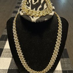 Cuban Link Stainless Steel Necklace And Bracelet Set 