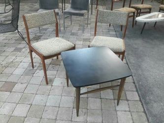 Mid century end table