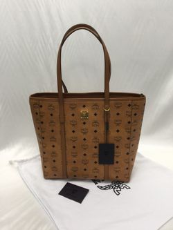 MCM Aren Top-Zip Size Medium Tote Bag