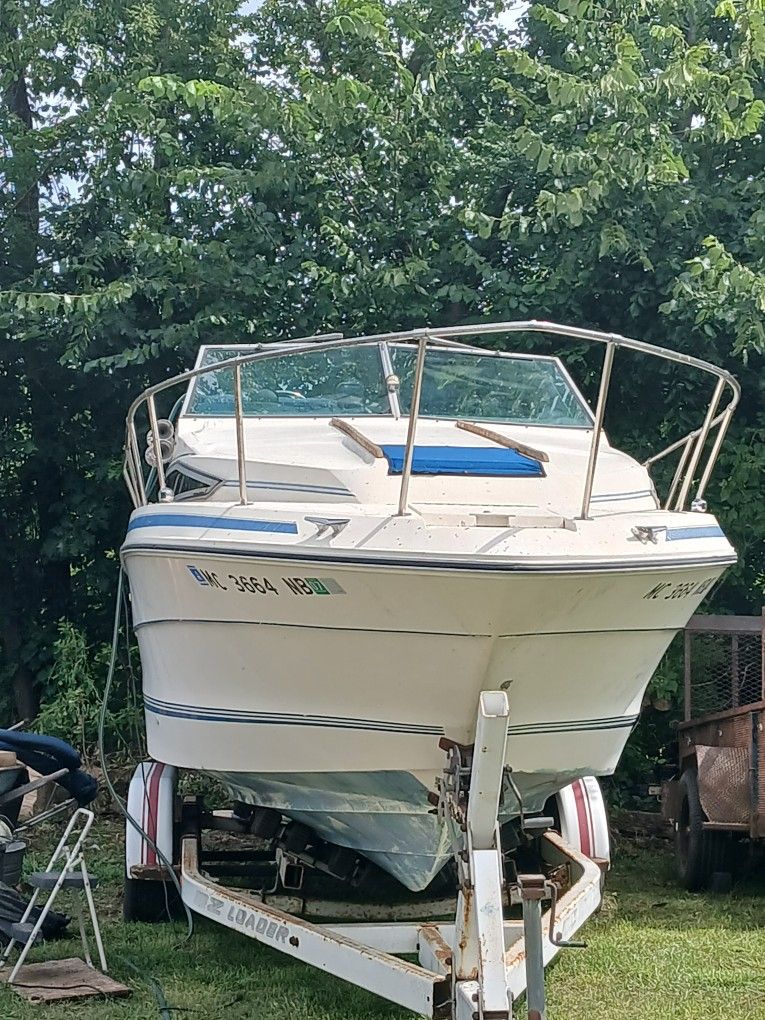 Sea Ray Sundancer 25ft