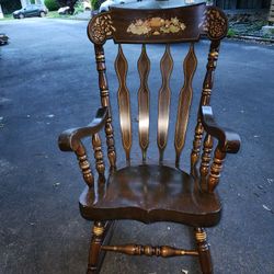 Solid Wood Antique Rocking Chair