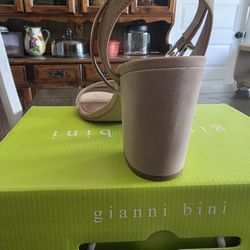 Gianni Bini Heels 👠 