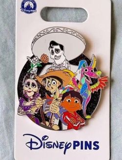 Disney pins