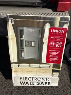 Union wall safe new in box