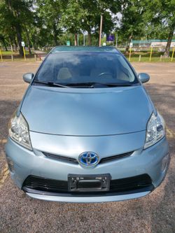 2015 toyota prius 3