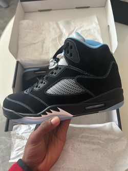 Jordan 5 uncs