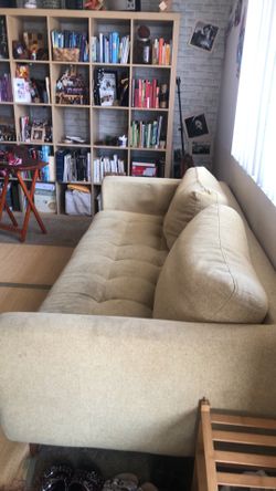 Big Apartment Moving Sale