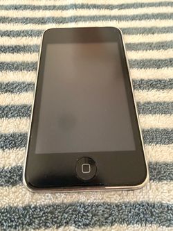 IPOD 3rd generation 64 gb 5000 songs