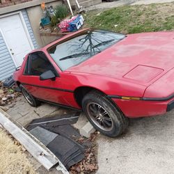 1985 Pontiac Fiero
