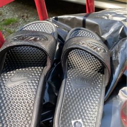 Nike Slidders Size10 