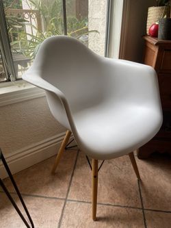 Modern Chairs