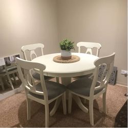 Angel line lindsey dining set new arrivals