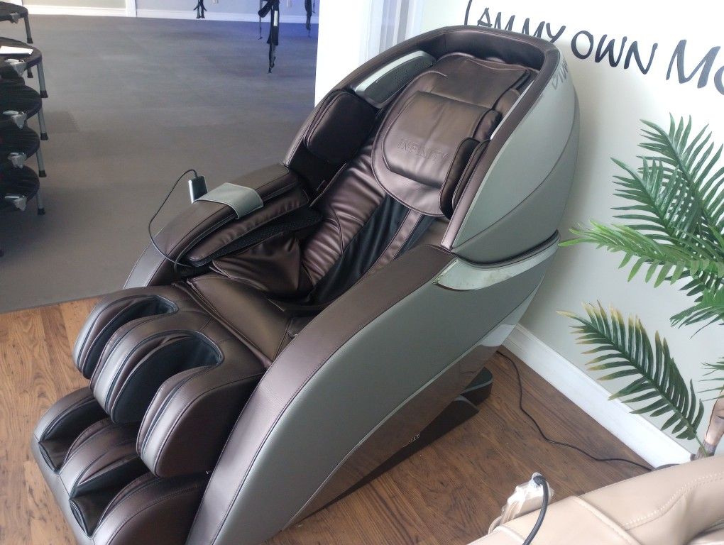 Zero Gravity Massage Chair Infinity Genesis Max 