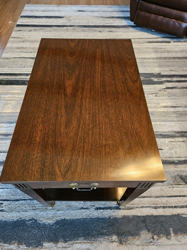 American Mid-Century - Vintage 1960's Mersman Table.