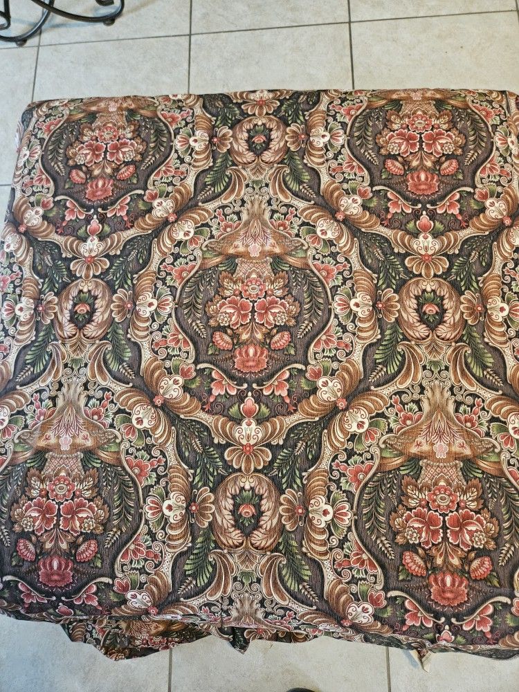LARGE 36X36 OTTOMAN MULTI COLOR