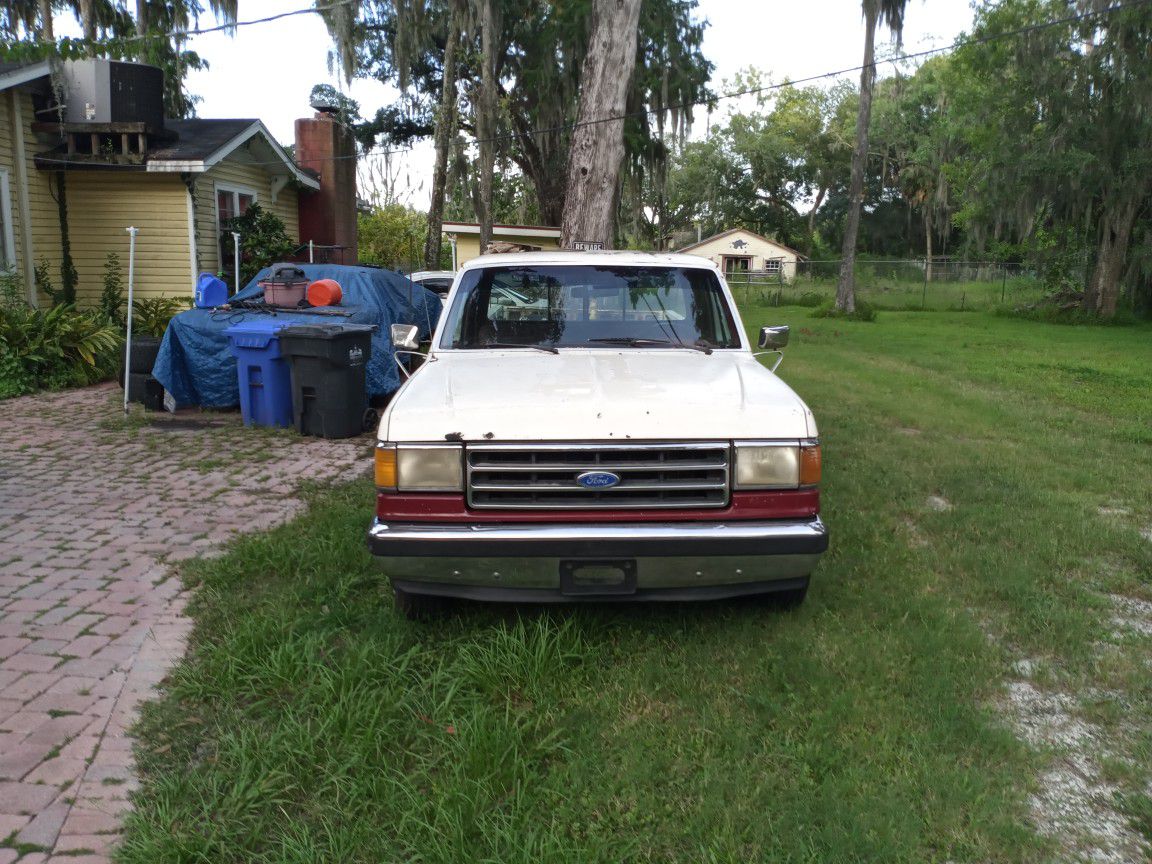 1990 Ford F-150 long bed