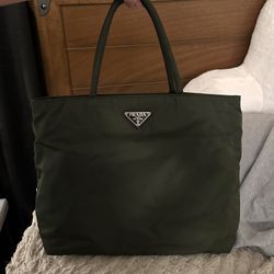 AUTHENTIC PRADA SHOULDER BAG