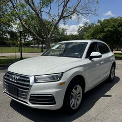Audi Q5 Premium 2020 