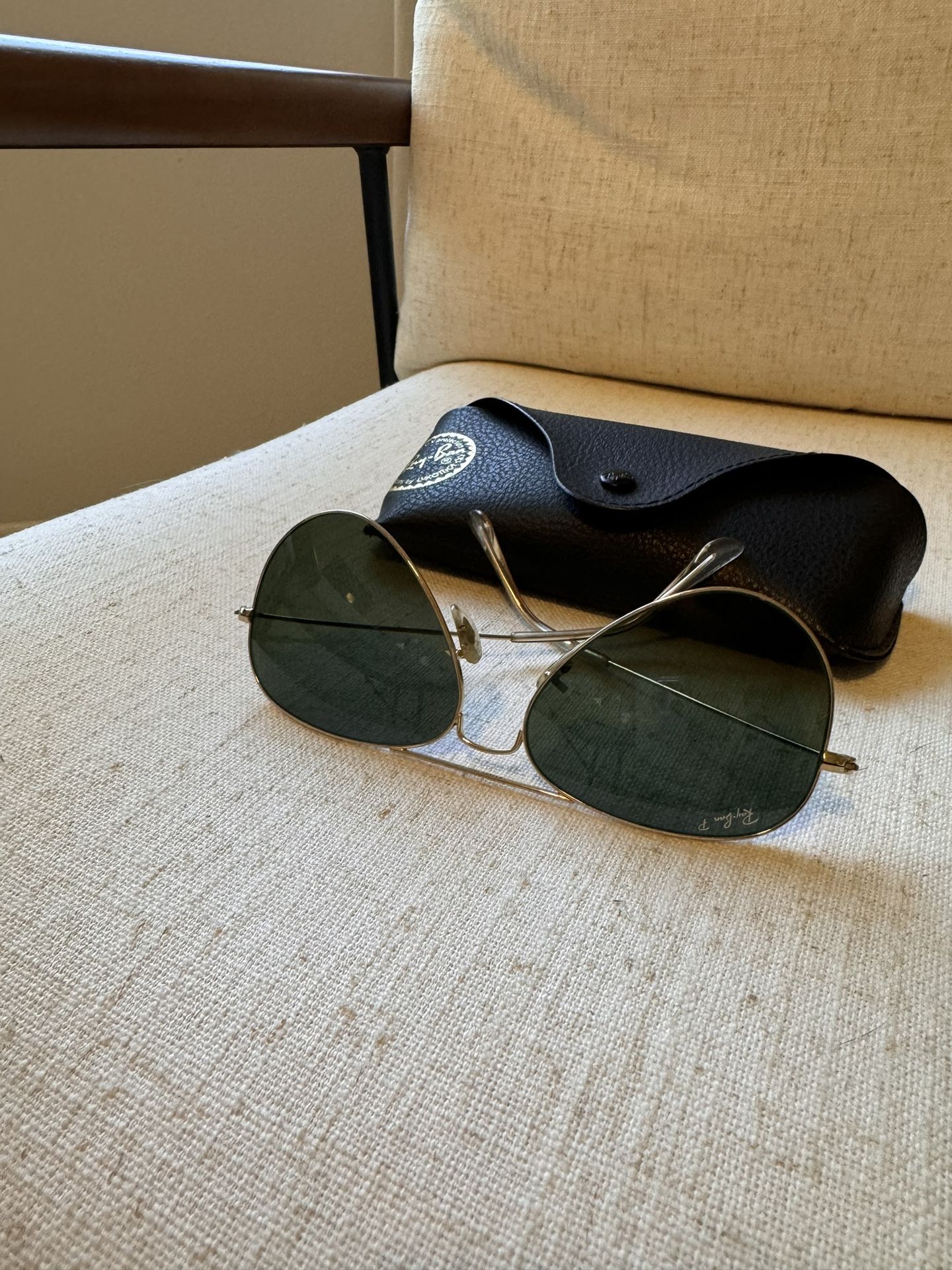 Ray Ban Aviator Classic Sunglasses
