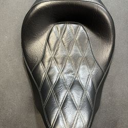 Harley Davidson Street/Road Glide Low Profile Seat