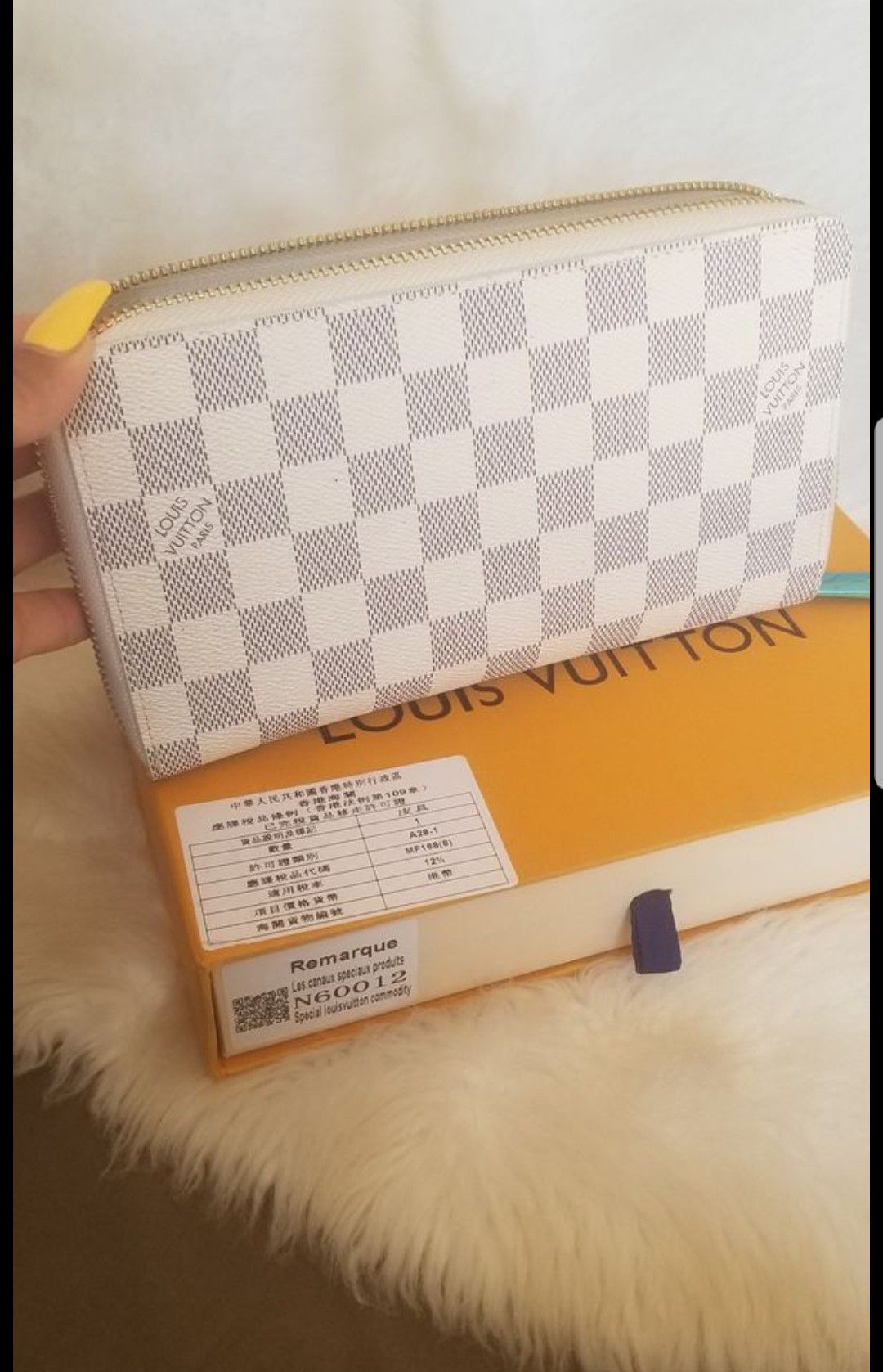 Louis Vuitton damier azur wallet N60012
