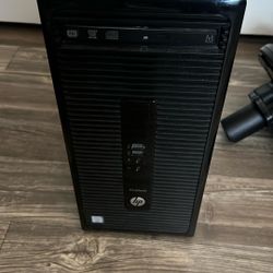 PC And Razor Keyboard And Mouse 