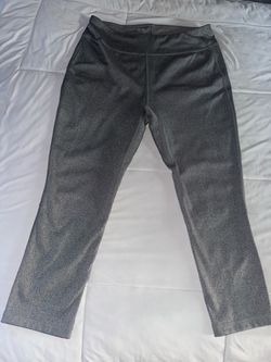 Uniqlo Gray Heathered Athletic Leggings
