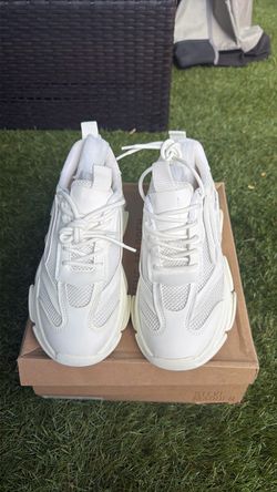 Steve Madden  Size 9