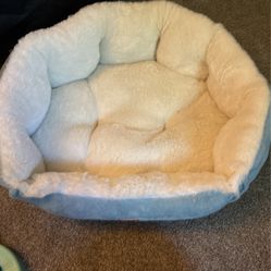Animal Planet Cat Bed