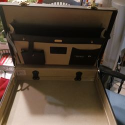 Brand New Airway Combo Lock Brief Case This Used Online 99 Sell 18 Firm