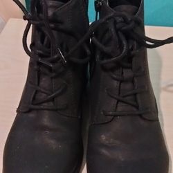 Black Ankle Boots -Size 6