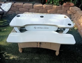Versa Desk Power Pro Model # VT(contact info removed)-00-05