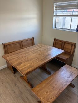 Solid Oak Breakfast Nook Set with Hidden Storage - Excellent Condition