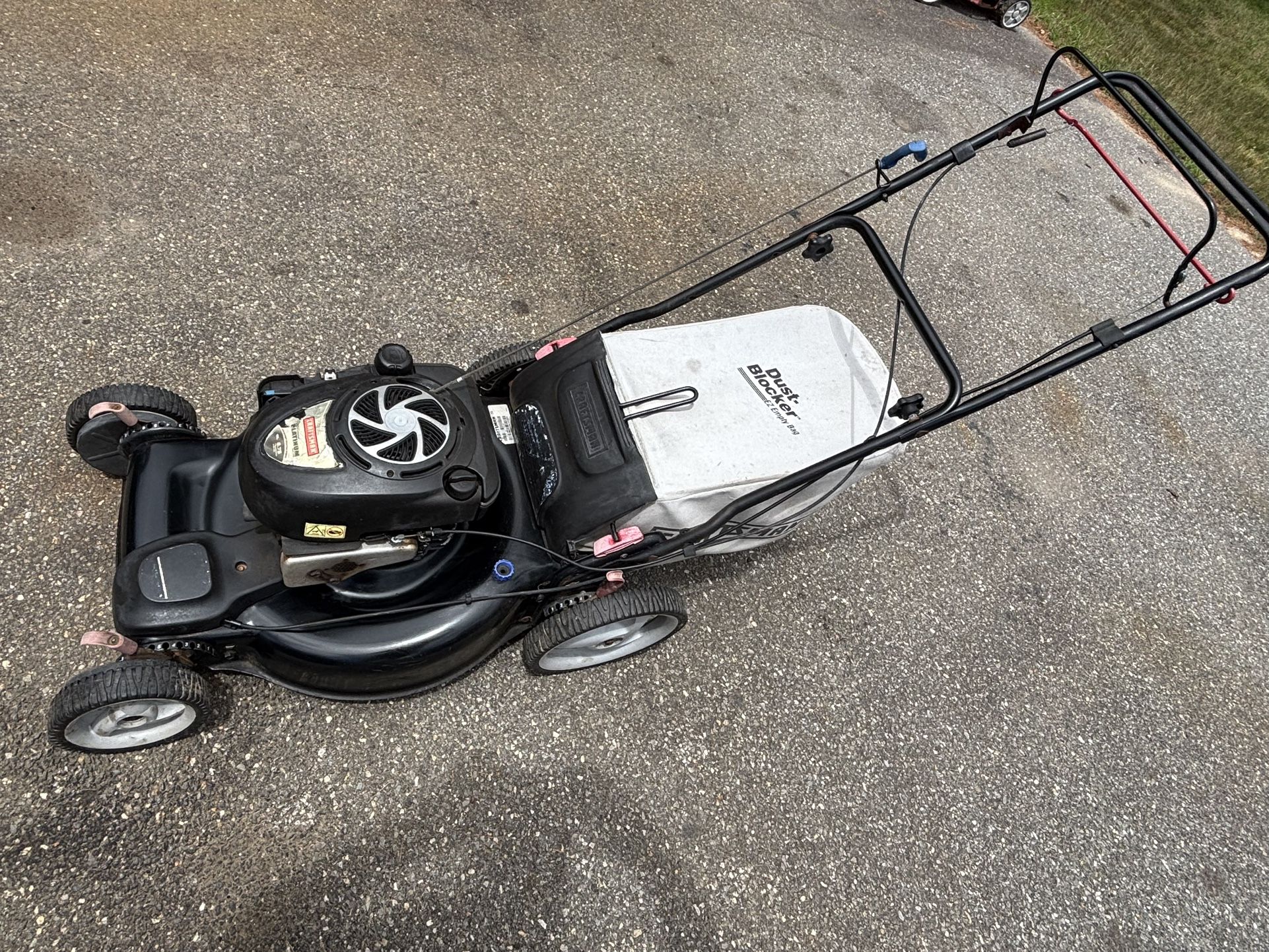 Craftsman Front wheel self propelled mower in working condition. Delivery Available, please read ad.