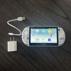 M0dded White PS Vita 2000