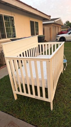 Baby crib