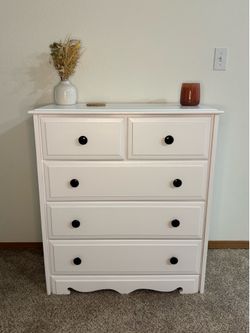 Solid Wood Dresser White and Black Knobs