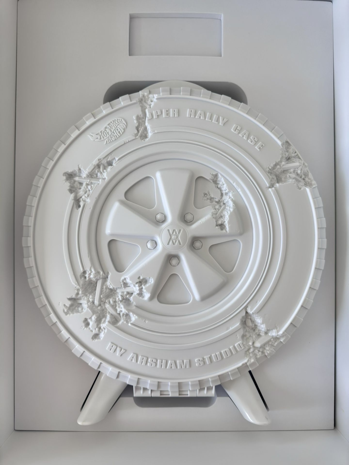 Hot Wheels x Daniel Arsham eroded Rally Case *only*