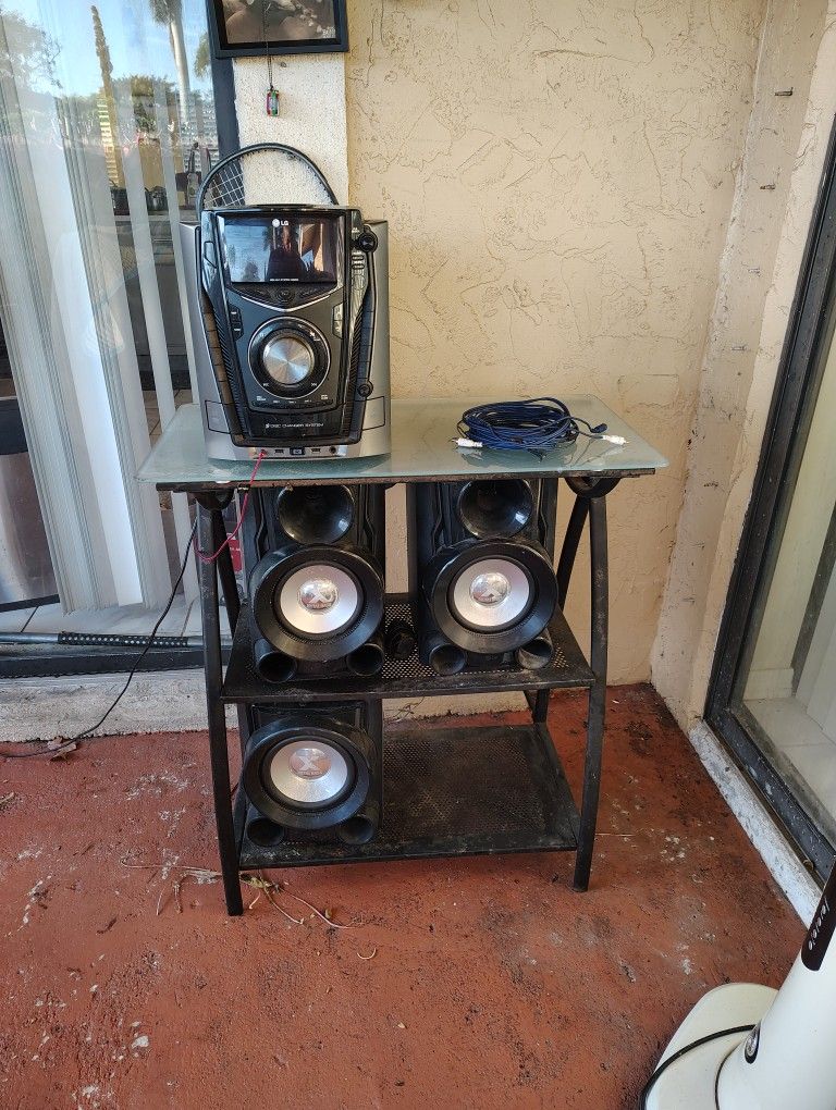 Stereo/Speaker System (Brand LG)