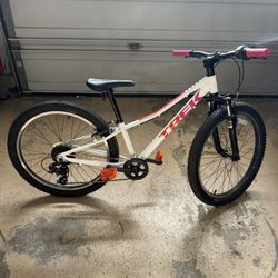 Trek Precaliber 24 Kids Mountain Bike