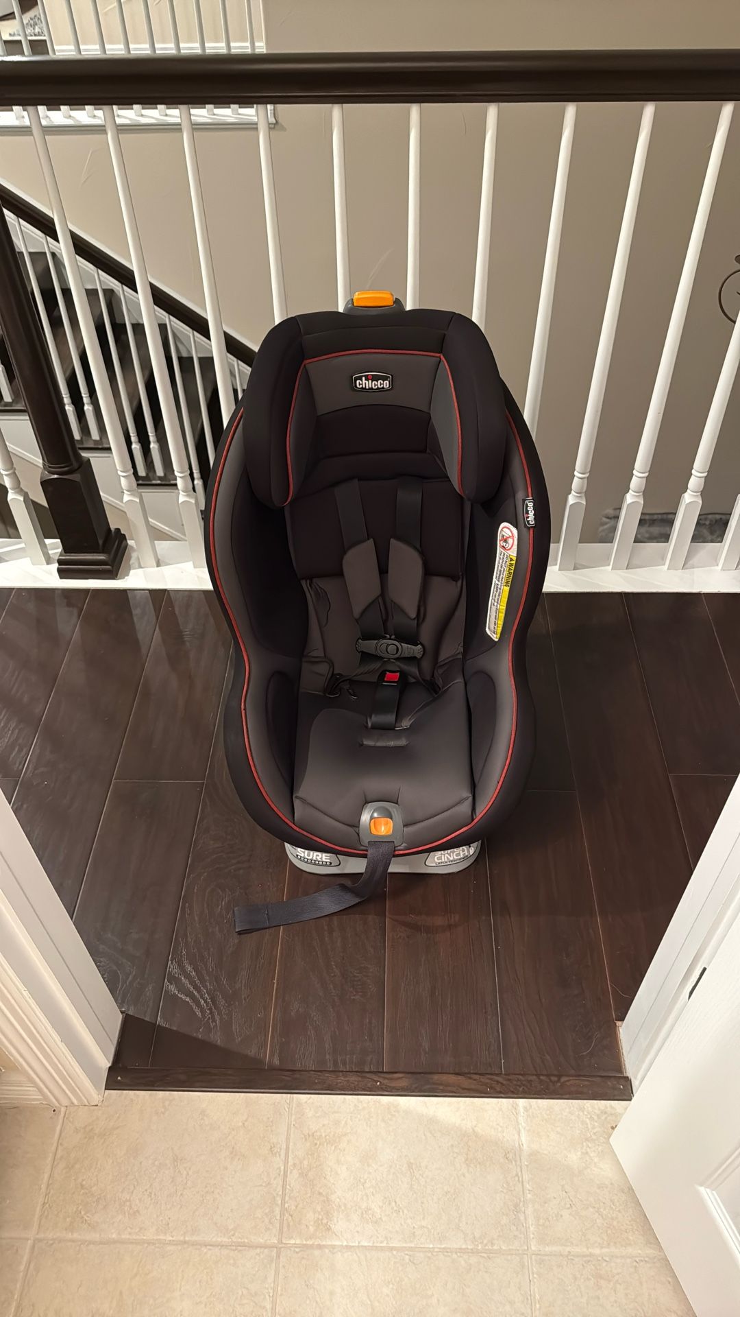 CHICCO NextFlit Convertible Car Seat